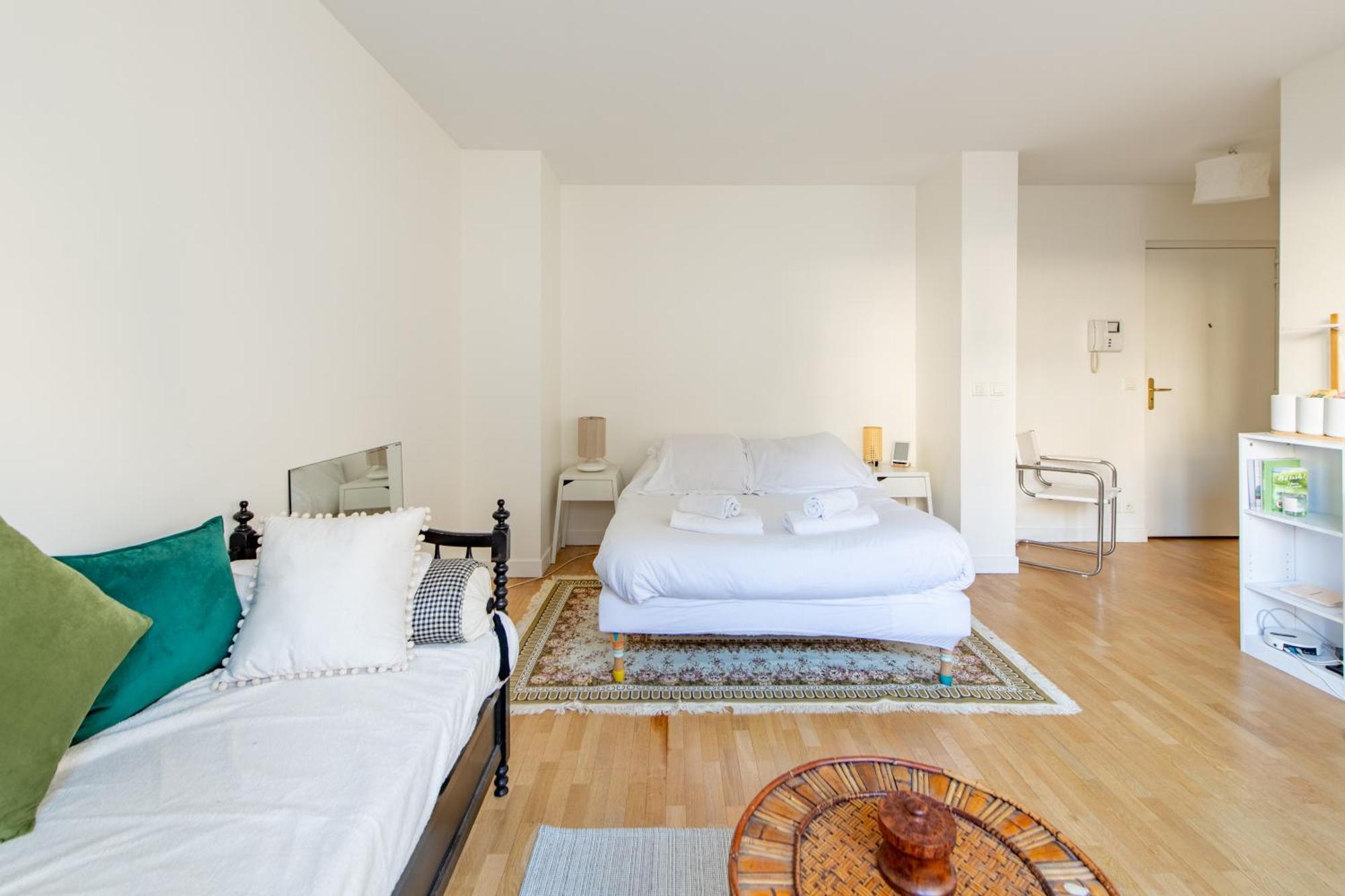 Apartment Dames - Lumineux Gare Saint-lazare *